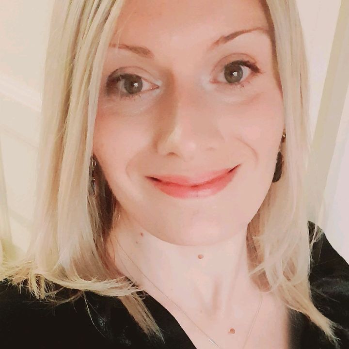 Profile Picture of Clarissa Mc (@psytherapiecouple) on Tiktok