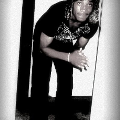 Profile Picture of Derrick Swinson (@buddy010) on Twitter