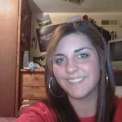 Profile Picture of Veronica Oliver (@roni_sue07) on Twitter