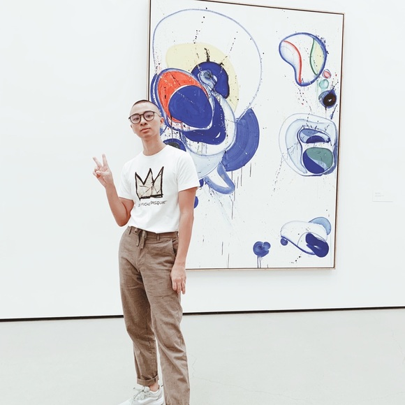 Profile Picture of Taylen Tolentino (@raglan33) on Poshmark