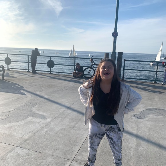 Profile Picture of Isabel Salcedo (@salcedoisabel66) on Poshmark