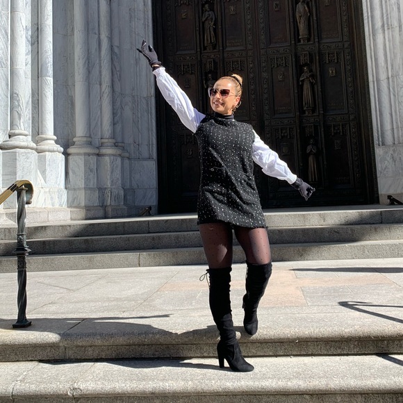 Profile Picture of Paola Zapata (@pao99) on Poshmark