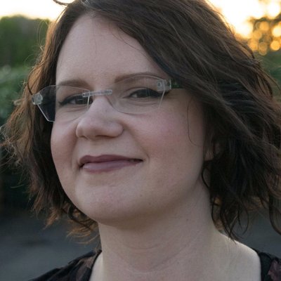 Profile Picture of Erin Sage (@UrnMagic) on Twitter