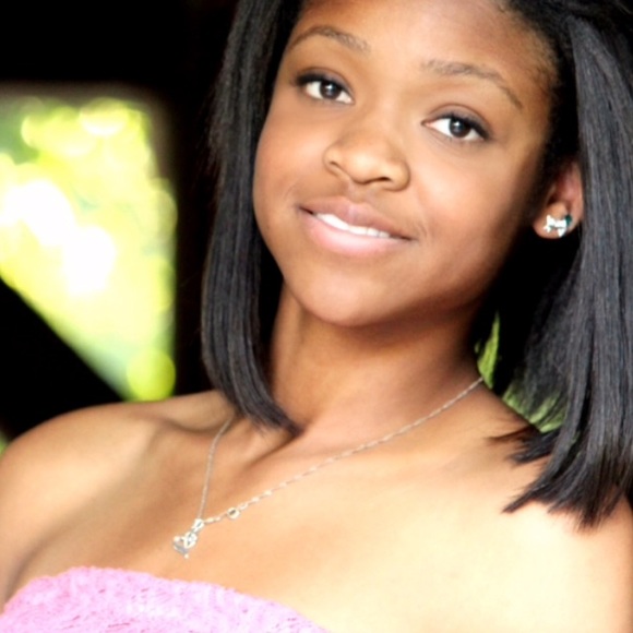 Profile Picture of Bobbie Brooks (@missblue97) on Poshmark