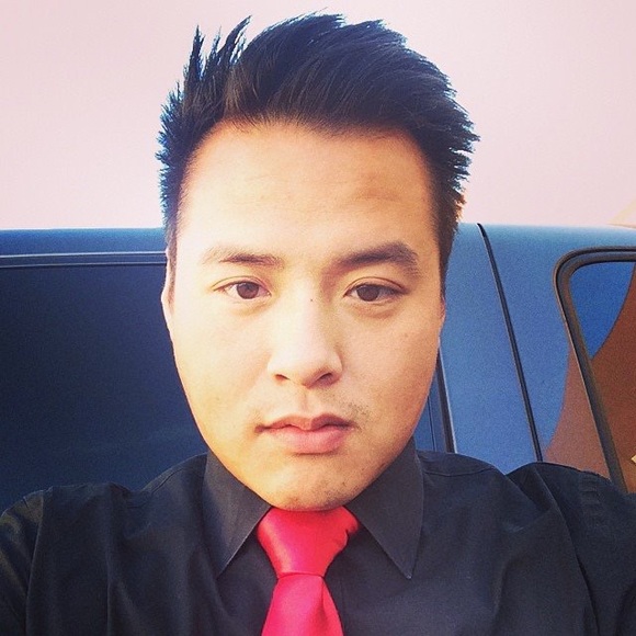 Profile Picture of Thi Phan (@phandtee) on Poshmark