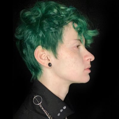 Profile Picture of Thomas (@EvasiveGrey) on Twitter