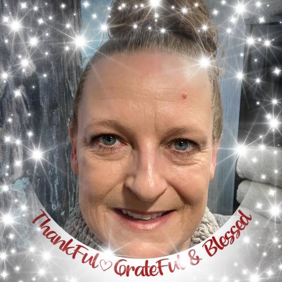 Profile Picture of Sheri Fowler (@fowlersheri44) on Poshmark
