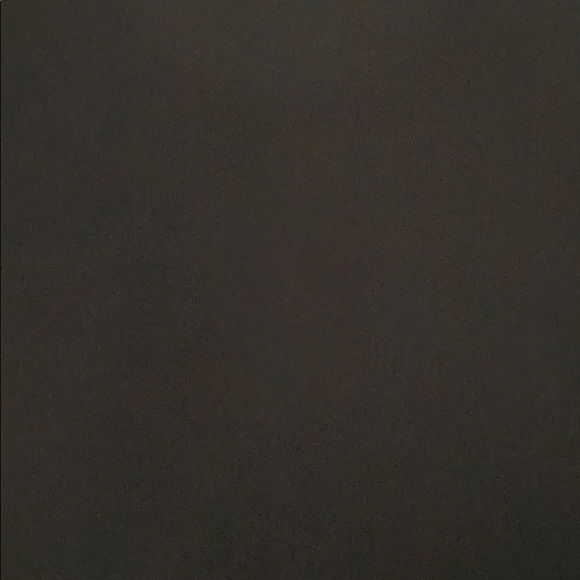 Profile Picture of Lilli Ginnever (@lginn05304) on Poshmark