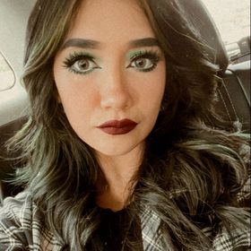 Profile Photo of Emily Lopez (@emmeowlyy) on Pinterest