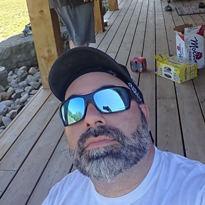 Profile Picture of Steve Maks (@stevemaks1983) on Twitter