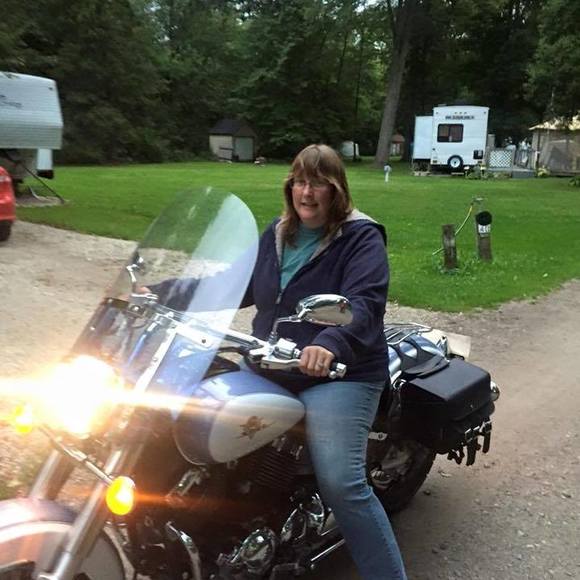 Profile Picture of Shawna Bowden (@bellshawna3) on Poshmark