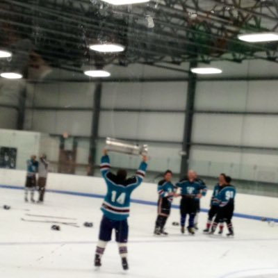 Profile Picture of Stephen Bamberg (@bambergbruins4) on Twitter