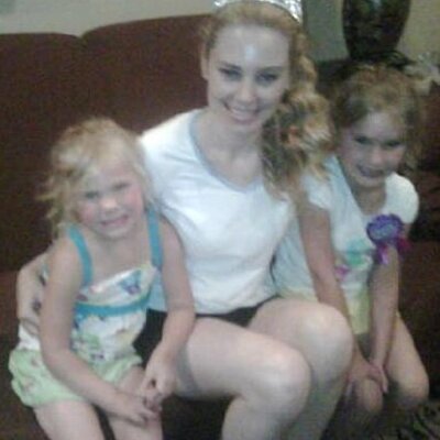 Profile Picture of RobinAnnDuncan (@RobinAnnDuncan) on Twitter