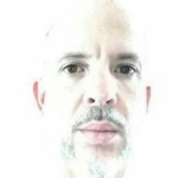 Profile Picture of Taylor Rennolds (@lowerseven) on Poshmark