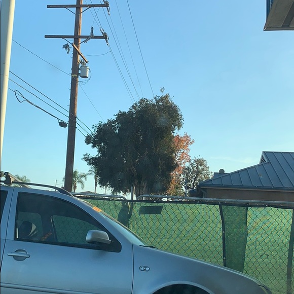 Profile Picture of Alex Mira (@alexmiraaaa) on Poshmark