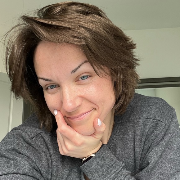 Sara Diesel - Poshmark Profile Picture of Sara Diesel (@sara_deez) on Poshmark