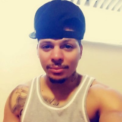 Profile Picture of Chris Camacho (@chriscamacho83) on Twitter