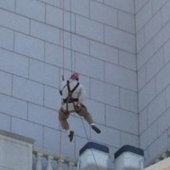 Profile Picture of Gary Staiger (@popcornplaya31) on Poshmark