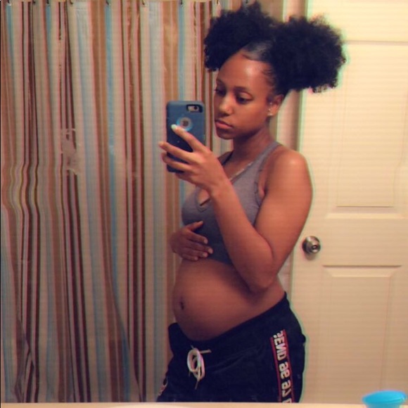 Profile Picture of Monet Carter (@onae2) on Poshmark