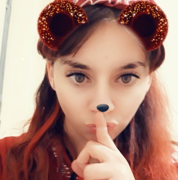 Profile Picture of Anabel Davis (@anabeldavis) on Poshmark