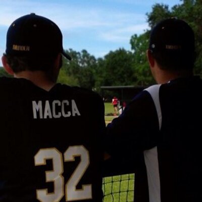 Profile Picture of Chris Macca (@olaf321039474) on Twitter