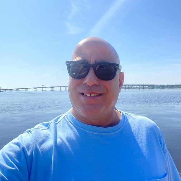 Profile Picture of Anthony Forcino (@anthonyforcino) on Poshmark