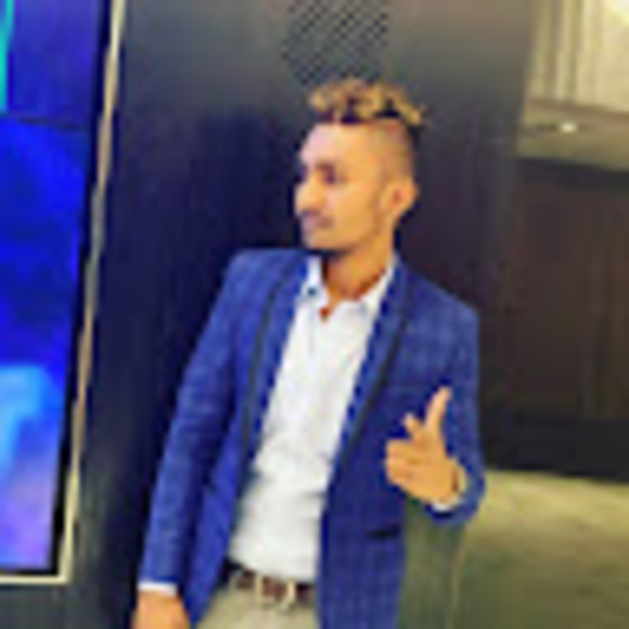 Profile Picture of Malisha Dilhan (@malishadilhan) on Poshmark