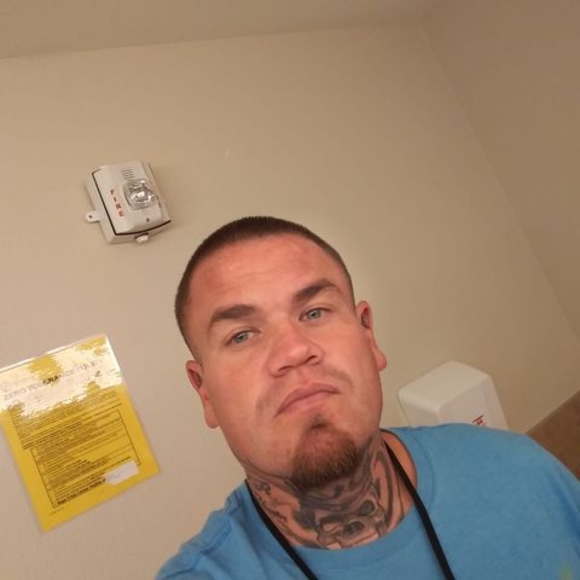 Profile Picture of Michael Rivera (@jsautoworks1981) on Poshmark