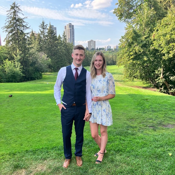 Profile Picture of Zachary Wild (@zacharywild19) on Poshmark