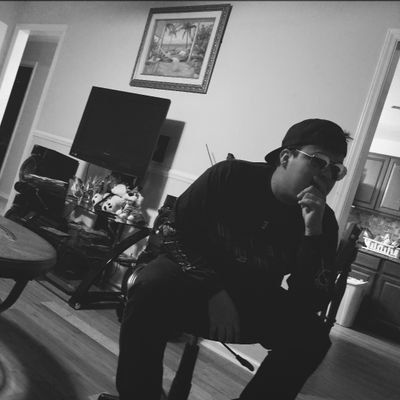 Profile Picture of Brian Nava (@navabrian10) on Twitter