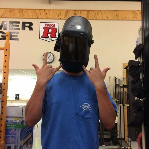 Profile Picture of Daniel Cuervo (@rankdanielchief) on Poshmark