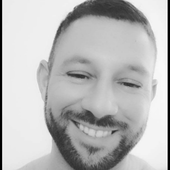 Profile Picture of Bryan Amos (@bryanamos0915) on Poshmark