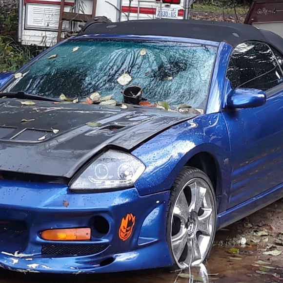 Profile Picture of Danielle Sauve (@danielle_sauve) on Poshmark