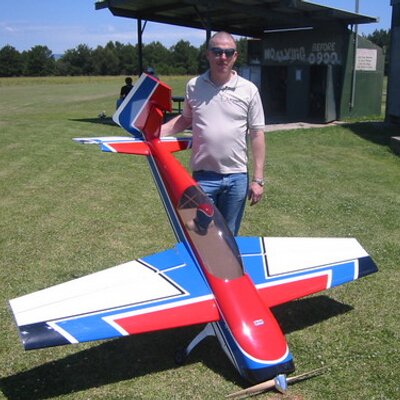 Profile Picture of Tom Reinhold (@Tom_Reinhold) on Twitter