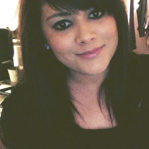 Profile Picture of Esther Luna (@retrochick86) on Myspace