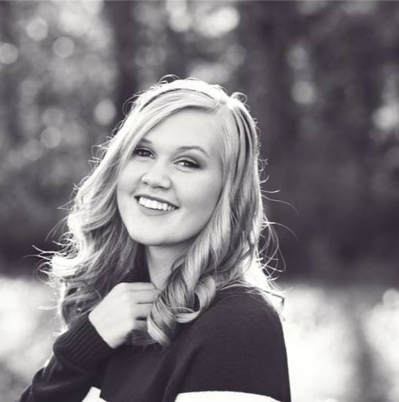 Profile Picture of Savannah Connor (@snconnor1) on Poshmark