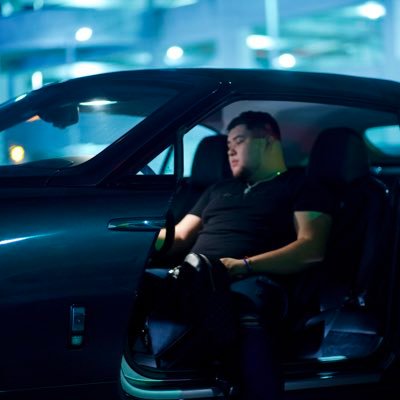 Profile Picture of ♛Carlos Sandoval♛ (@CarlosDSOficial) on Twitter