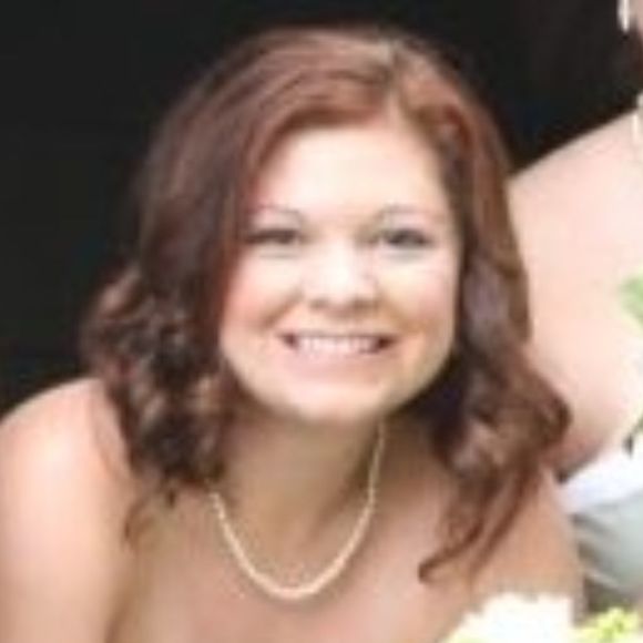 Profile Picture of Erin Baffuto (@meep02) on Poshmark