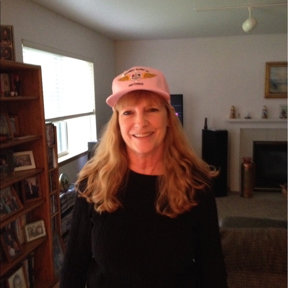 Profile Picture of Susan Zanger (@szanger) on Poshmark