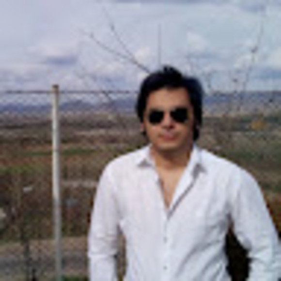 Profile Picture of Hassan Torkaman (@hassantorkaman) on Poshmark