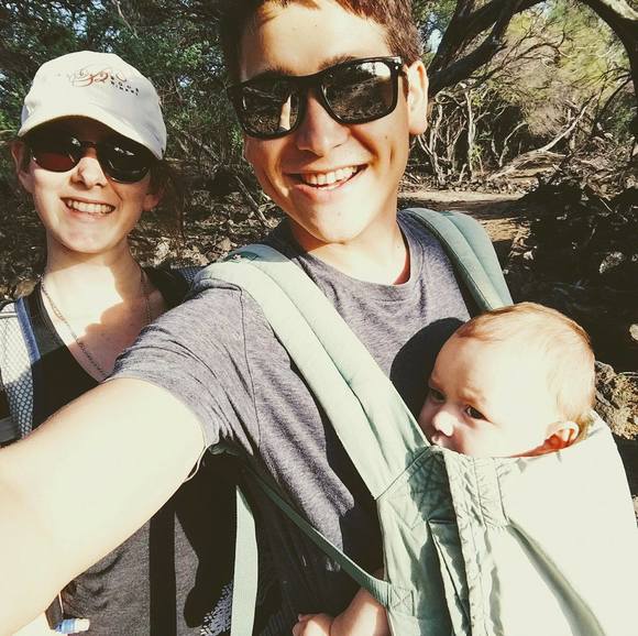 Profile Picture of Crystal Lester (@cryssi_xoxo) on Poshmark