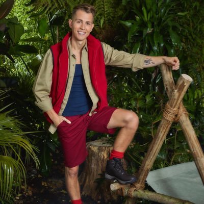 Profile Picture of James McVey (@imacelebjames) on Twitter