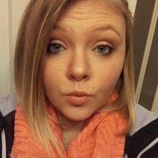Profile Picture of Jen Casselman-Thomas (@Jlcathomas) on Twitter