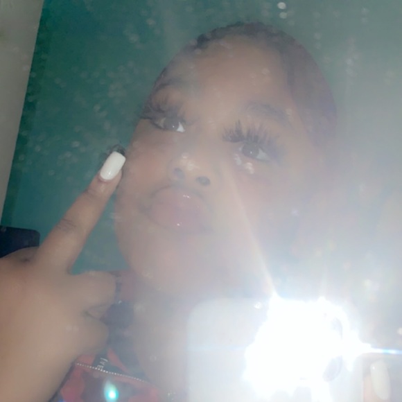 Profile Picture of Niyah Bandoo (@niyahbandoo) on Poshmark
