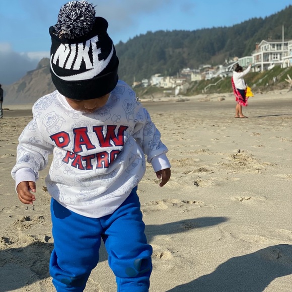 Profile Picture of Abraham Andres (@abrahamandres) on Poshmark