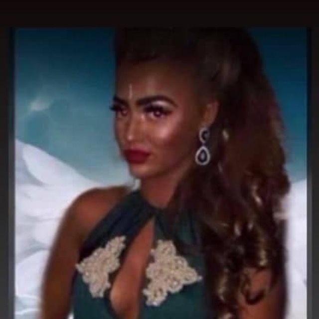 Profile Picture of Lulu Sharp (@lulusharp8) on Tiktok