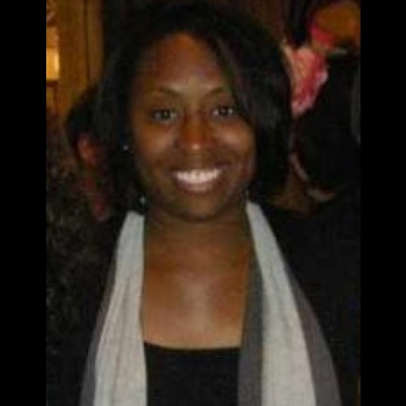 Profile Picture of Aisha Boyd (@acb1478) on Poshmark