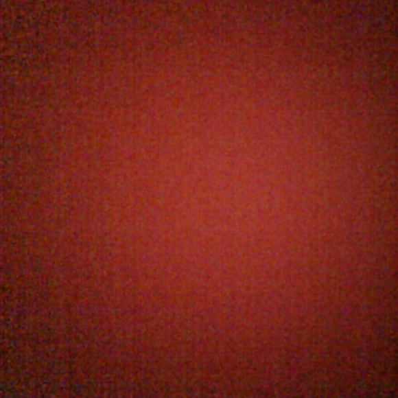 Profile Picture of Shirley Johansen (@shirleyjohanan) on Poshmark