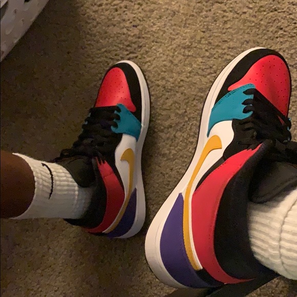 Profile Picture of Delone Smith (@dlolilhoe) on Poshmark