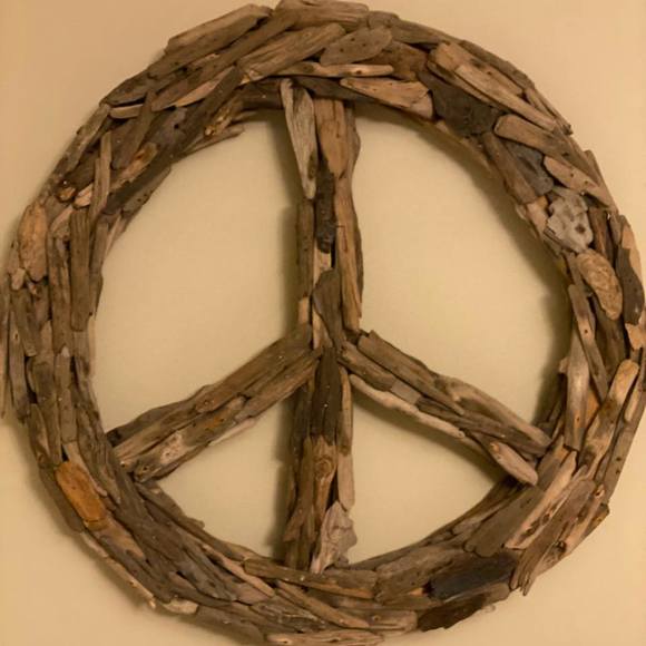 Profile Picture of Vanessa Manzitti (@vanessamanzitti) on Poshmark